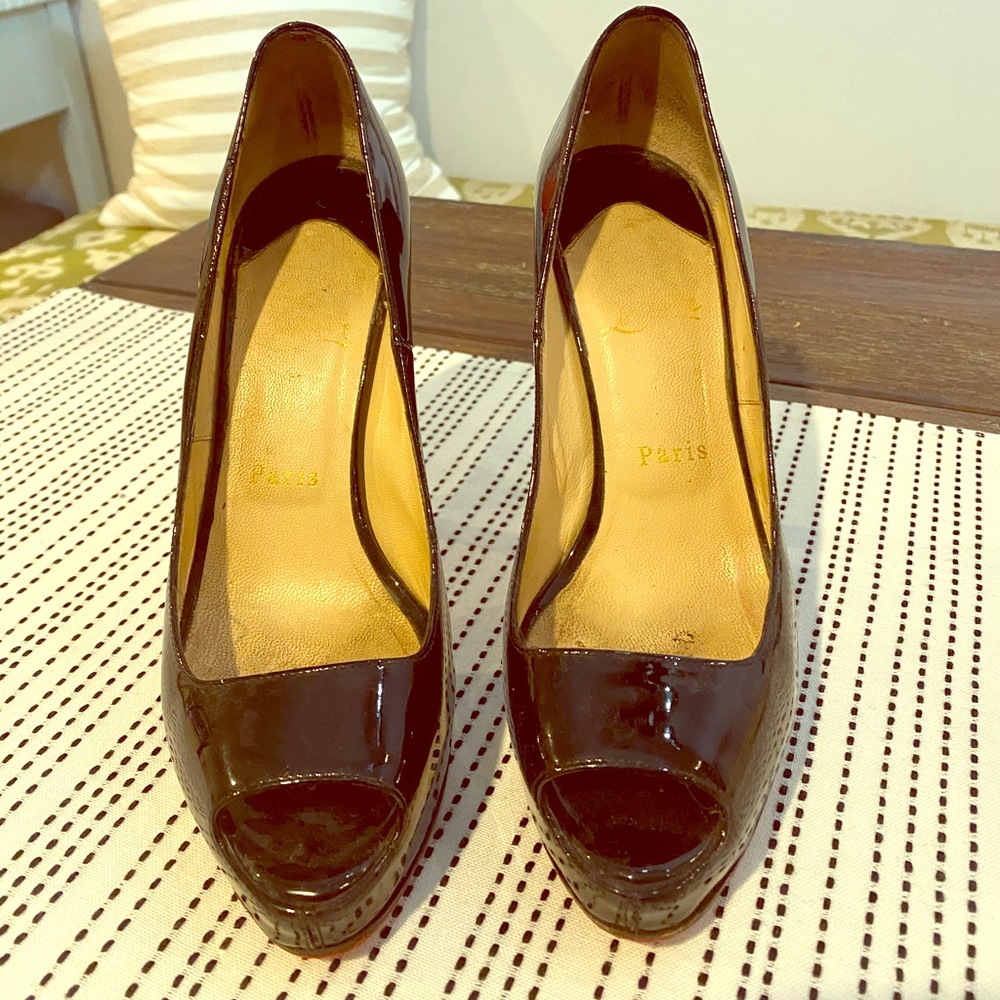 Christian Louboutin peep toe heel